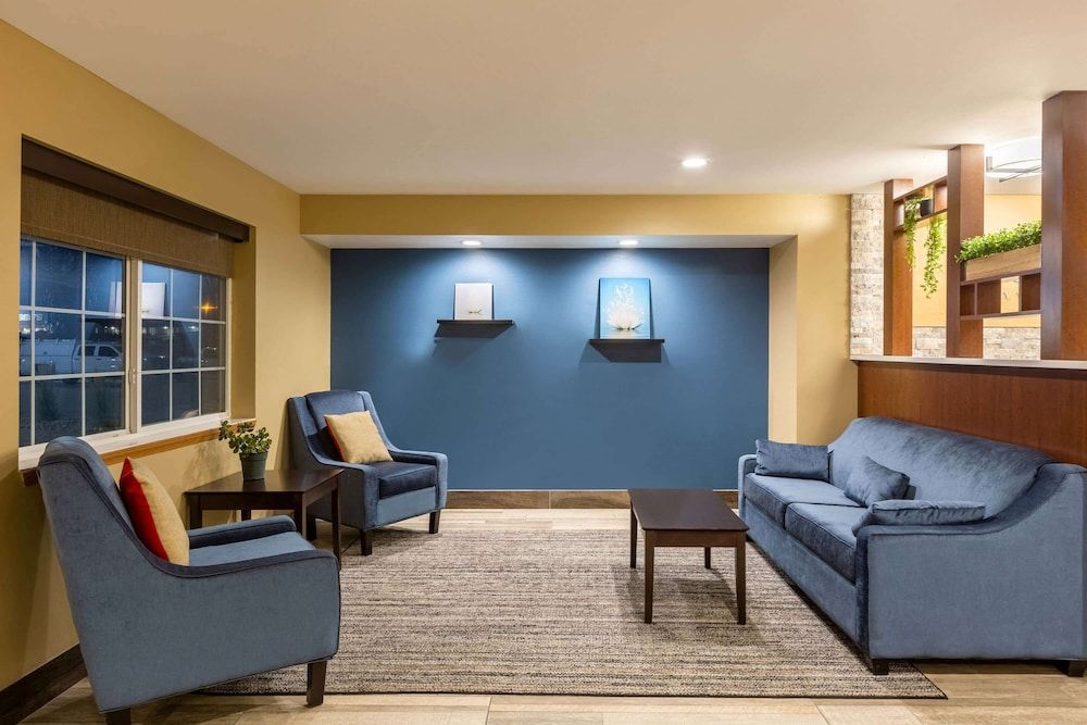 AmericInn Jefferson 2