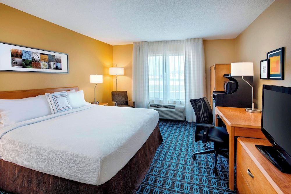 Fairfield Inn and Suites By Marriott Merrillville 3