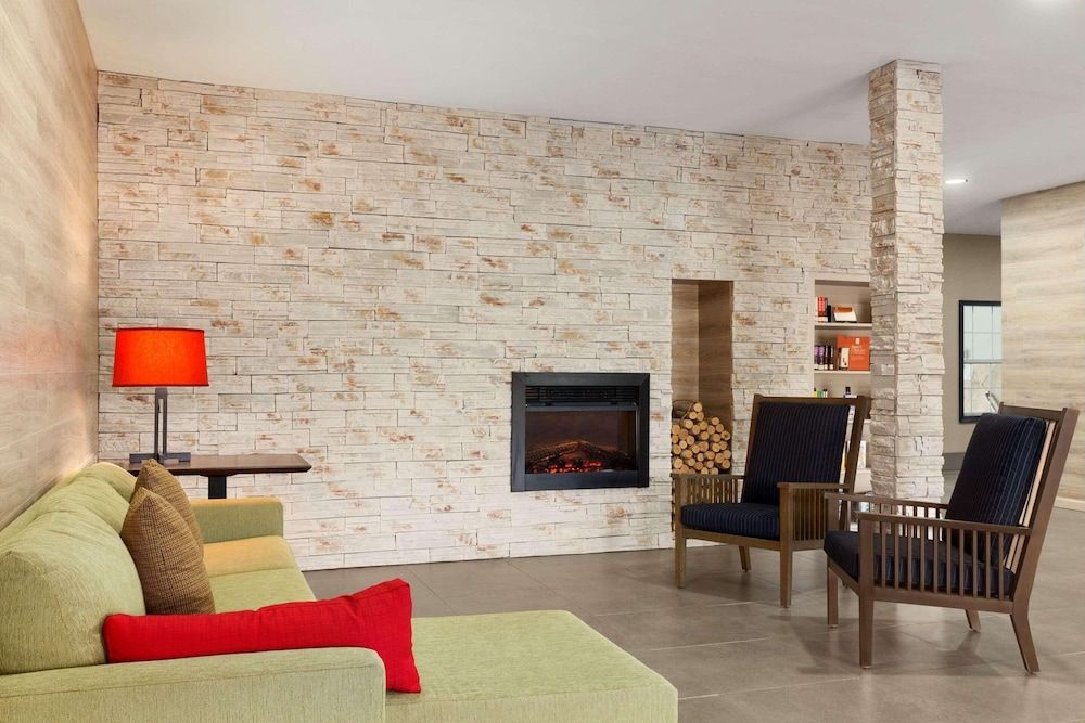 Country Inn & Suites by Radisson, Jackson-Airport, MS 2