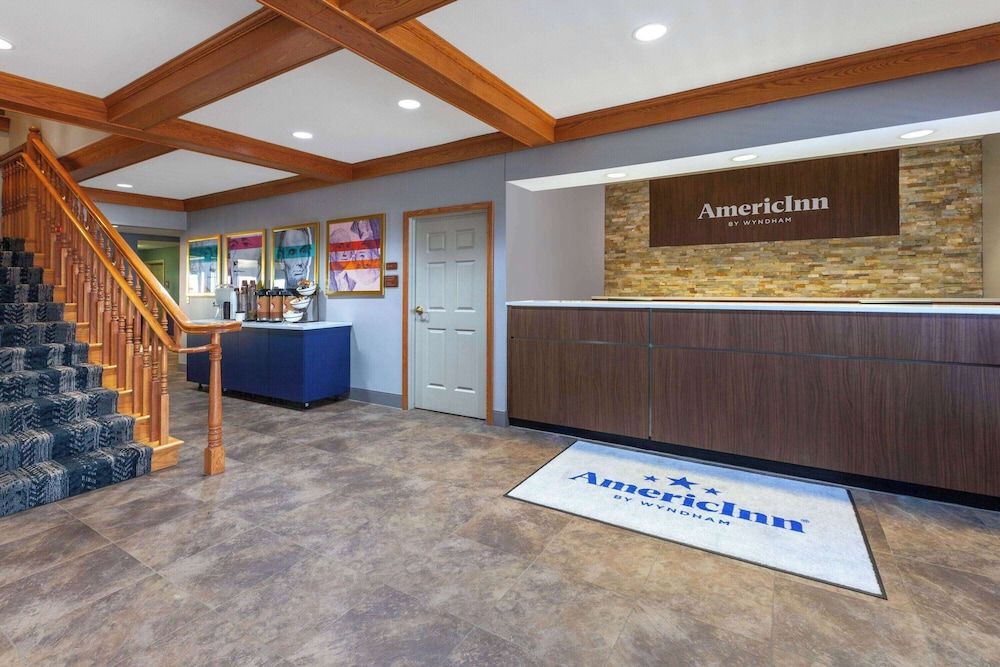 AmericInn by Wyndham Iron Mountain 3