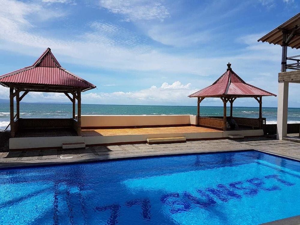 77 Sunset Plaza -1 stelle a Cisolok