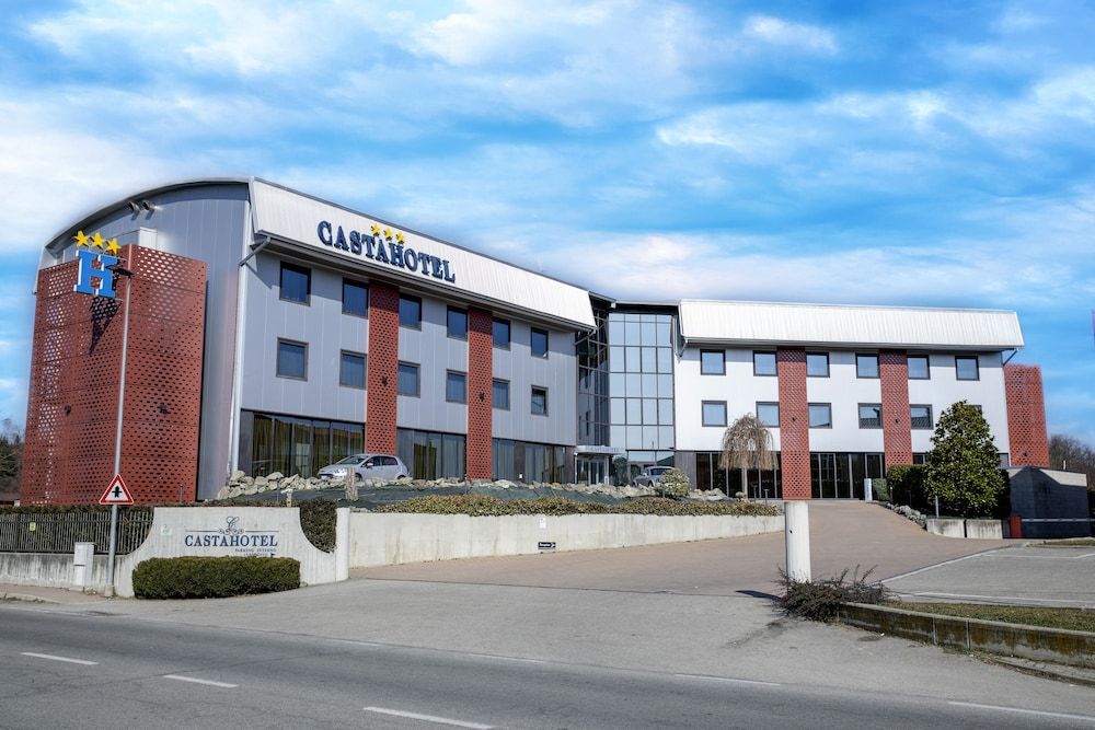 Casta Hotel 4 estrelas em Castagnito