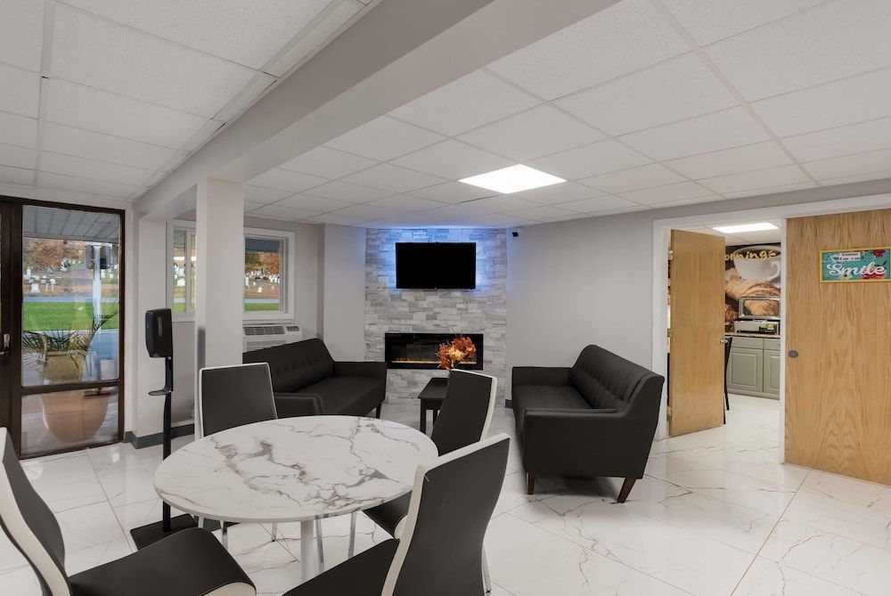 SureStay by Best Western Presque Isle 2