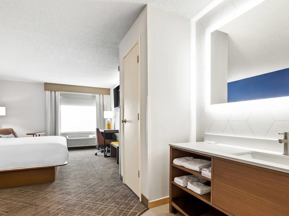 Comfort Inn & Suites O'Fallon - St. Louis Area 2