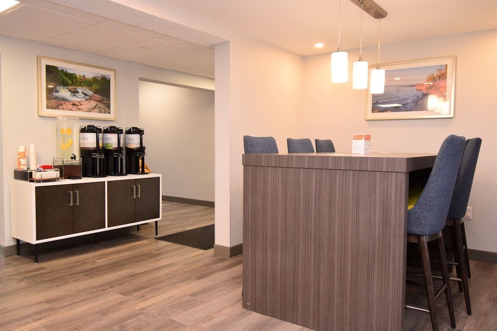 Quality Inn Marquette 3