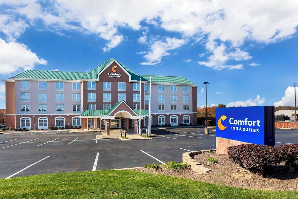 Comfort Inn & Suites Cuyahoga Falls - Akron 3 estrelas em Cuyahoga Falls