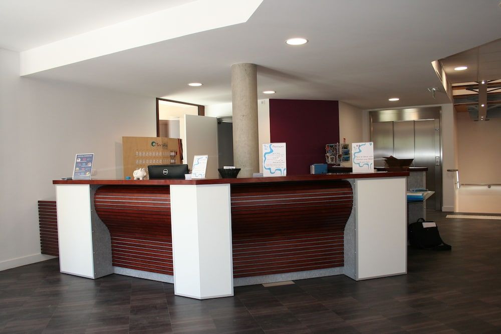 Hôtel le Pré du Lac 2