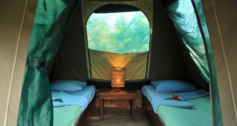 Victoria Falls Waterfront 2