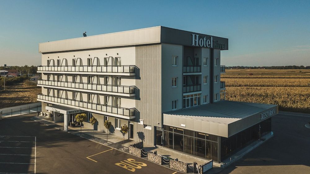 Hotel River 4 estrelas em Bijeljina