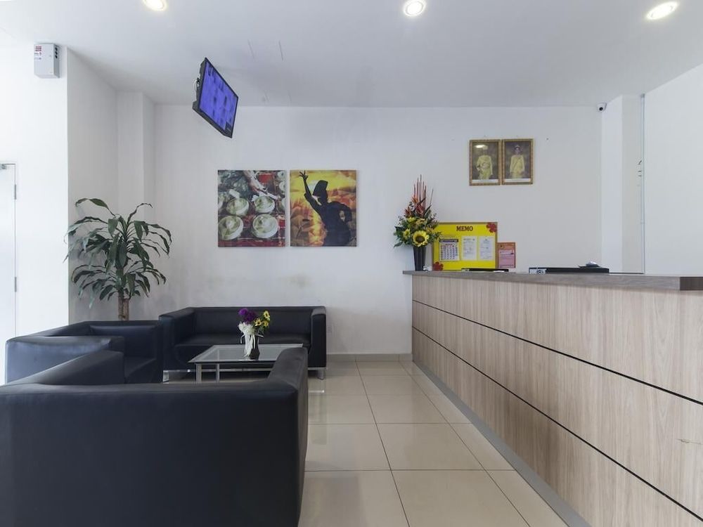 Hotel Seri Rembau 2 estrelas em Rembau