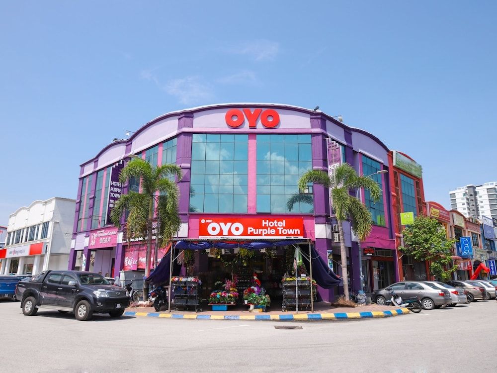 OYO 880 Hotel Purple Town 2 estrelas em Sekinchan