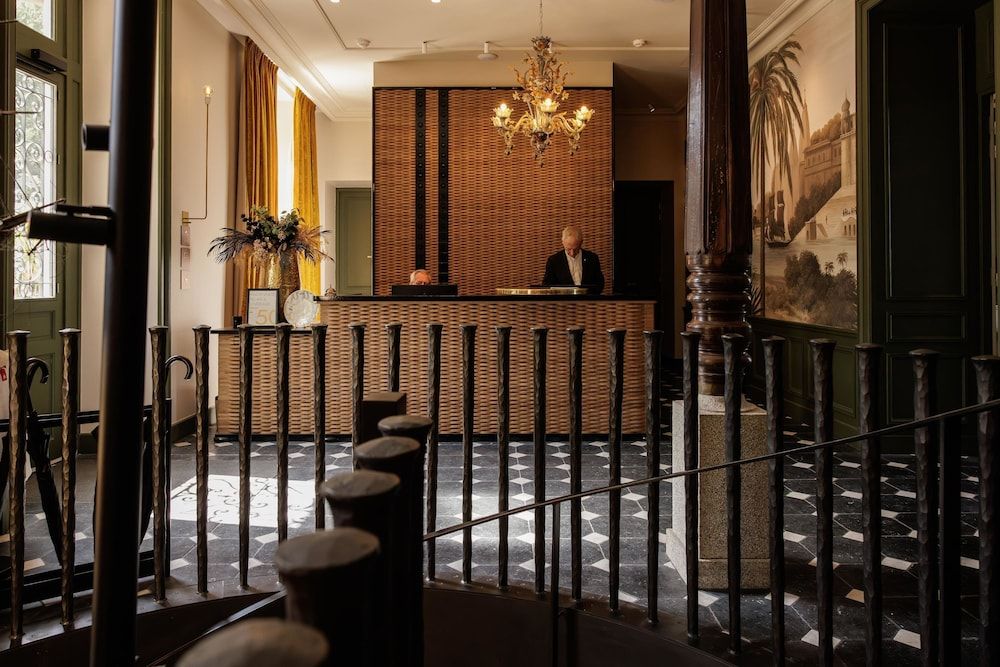 Chateau de Locguenole 2