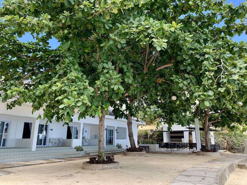 Cebu R Resort Tabuelan -1 estrelas em Tabuelan