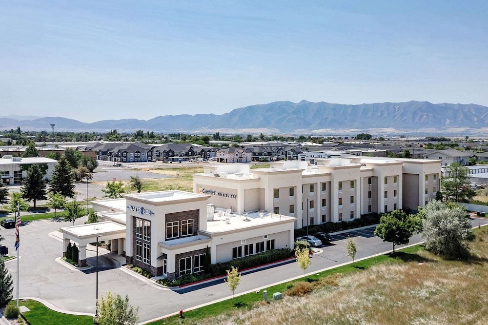 Comfort Inn & Suites Logan Near University 3 estrelas em Logan