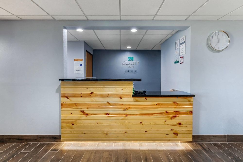 Quality Inn New London 2