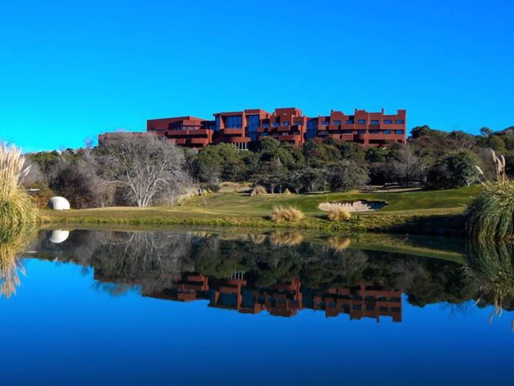 Pueblo Nativo Resort & Golf Spa -1 estrelas em La Cumbre