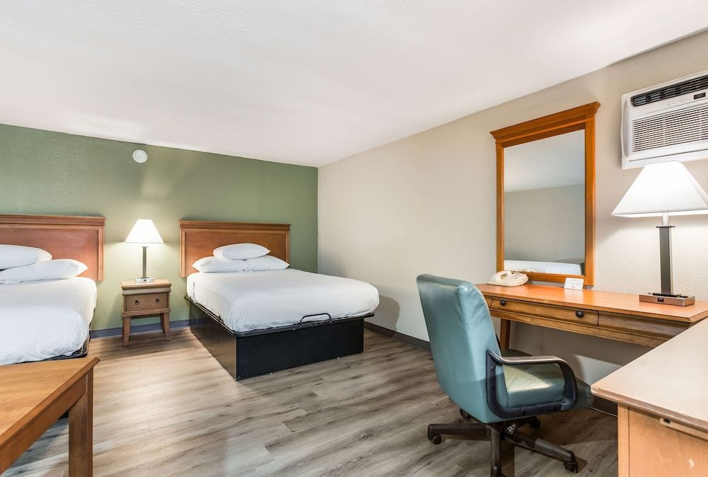 Americas Best Value Inn Lebanon, MO 3