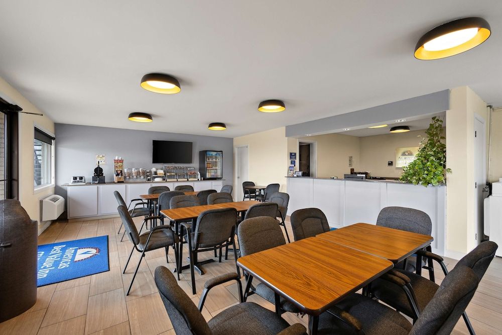 Americas Best Value Inn Celina 3