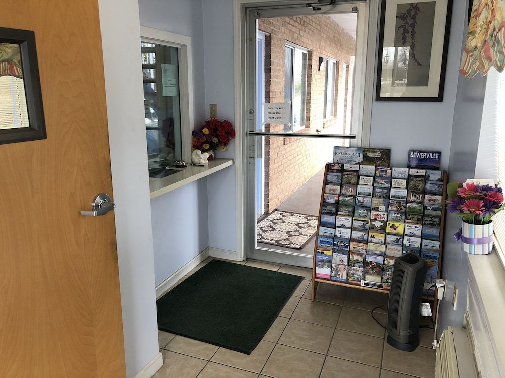 Americas Best Value Inn Jonesville 2