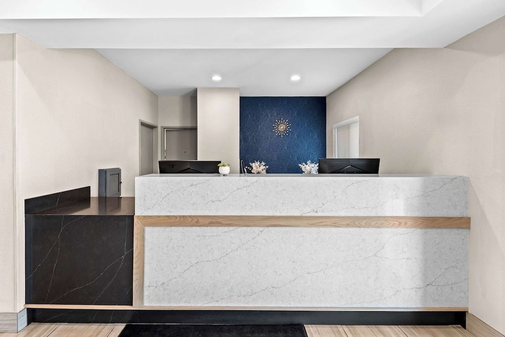 Best Western Ottumwa Inn & Suites 3