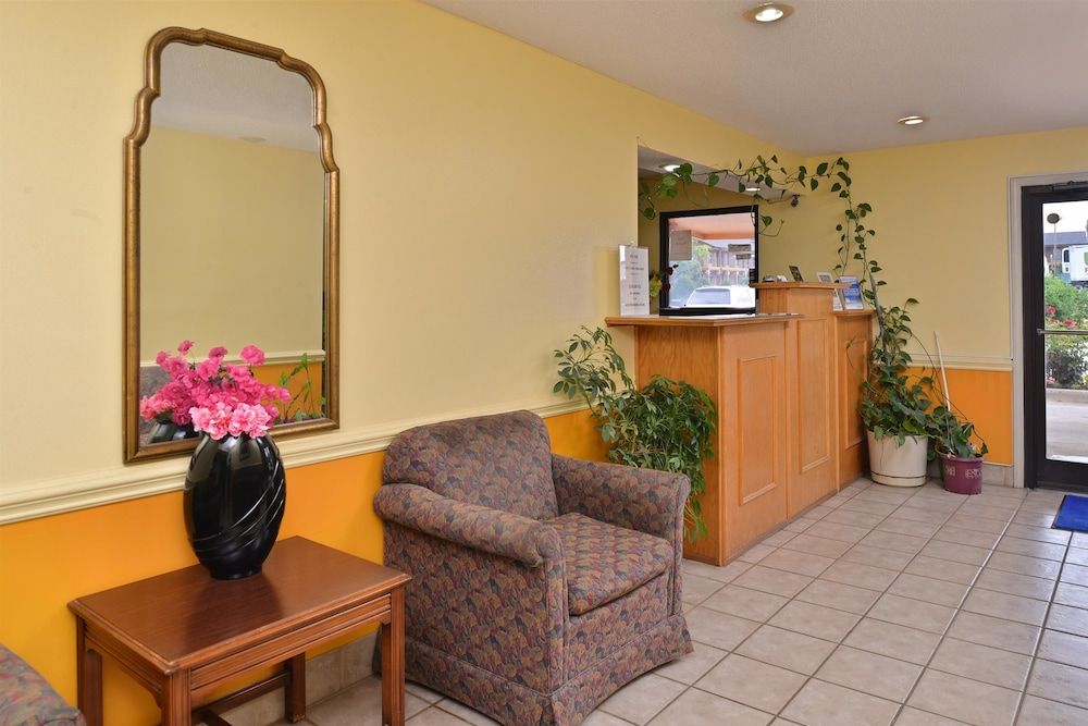 Americas Best Value Inn & Suites Albemarle 3