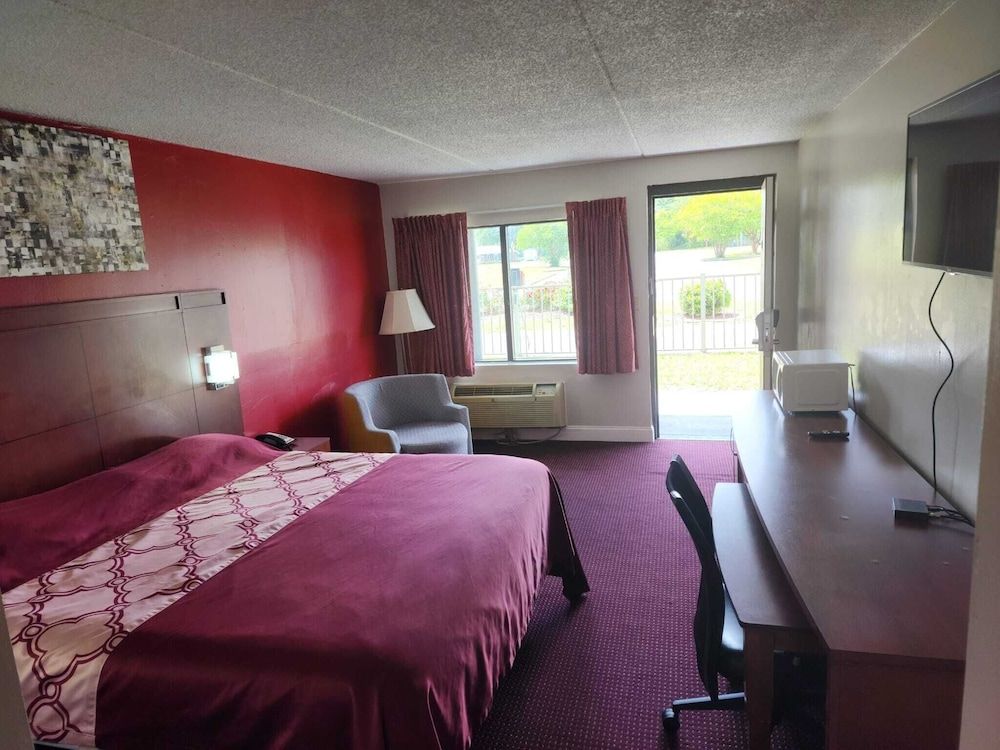 American Inn Chesapeake – Portsmouth 2