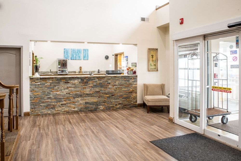 BlissPoint Inn & Suites 2