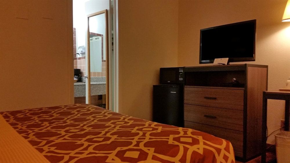 American Inn of Liberal 2