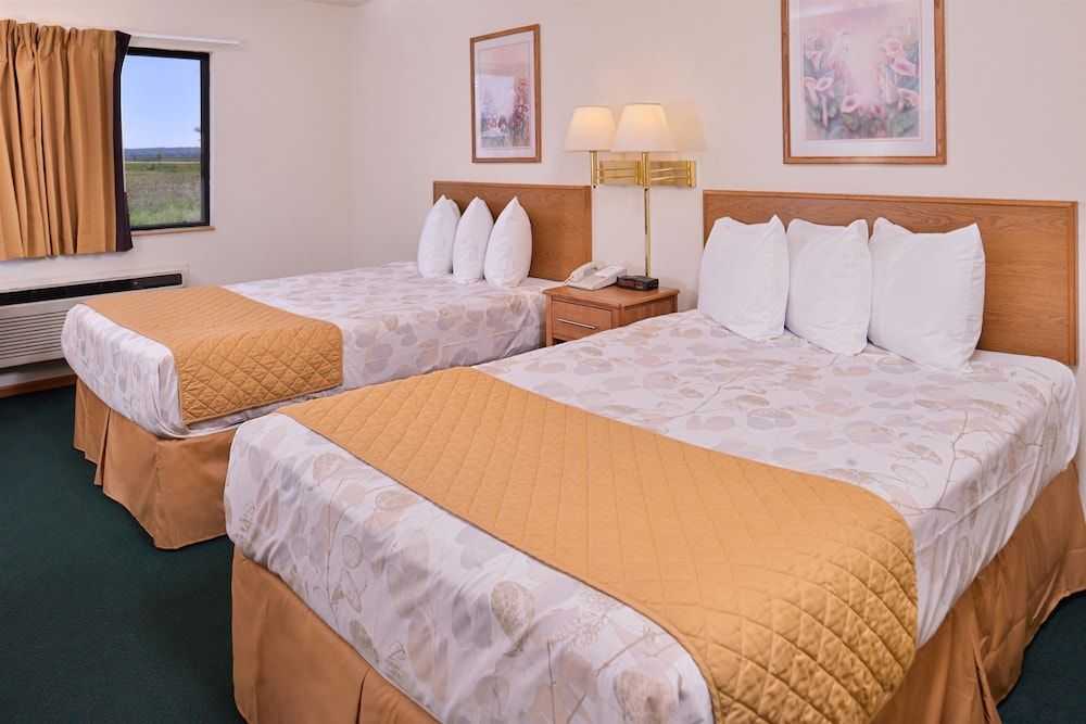 Americas Best Value Inn Missouri Valley 3