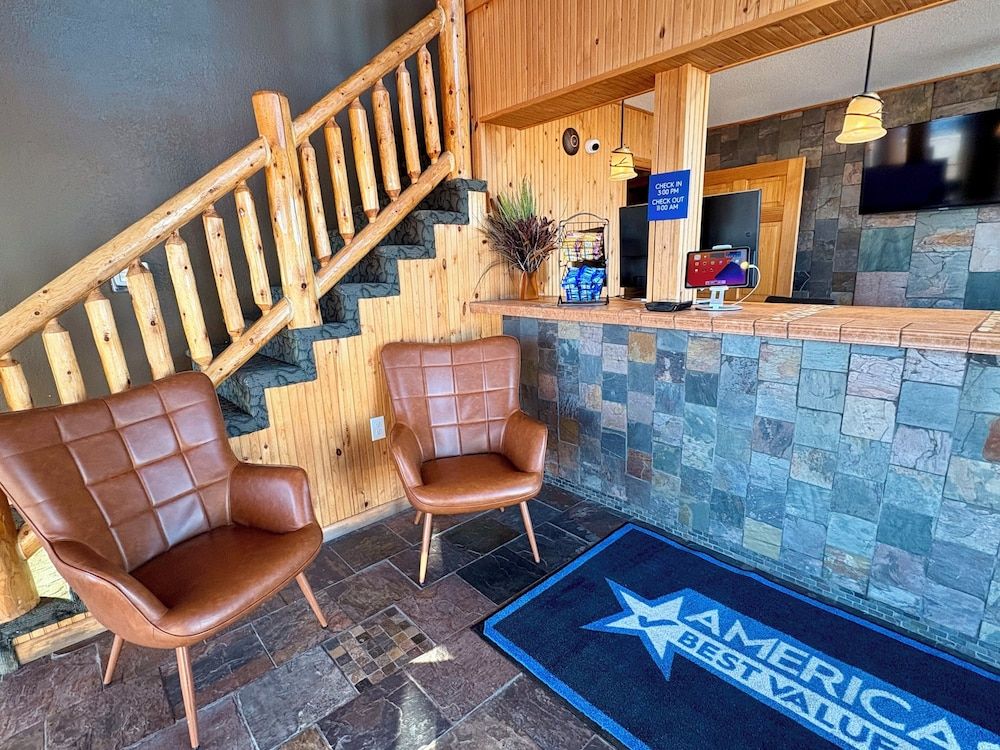 Americas Best Value Inn Wall 3