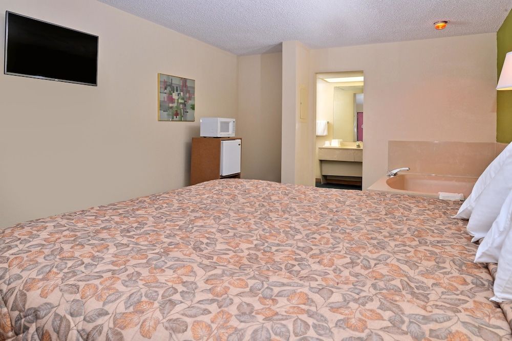 Americas Best Value Inn Bishopville 3