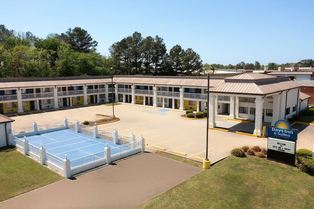 Days Inn & Suites by Wyndham Byram 2 estrelas em Byram