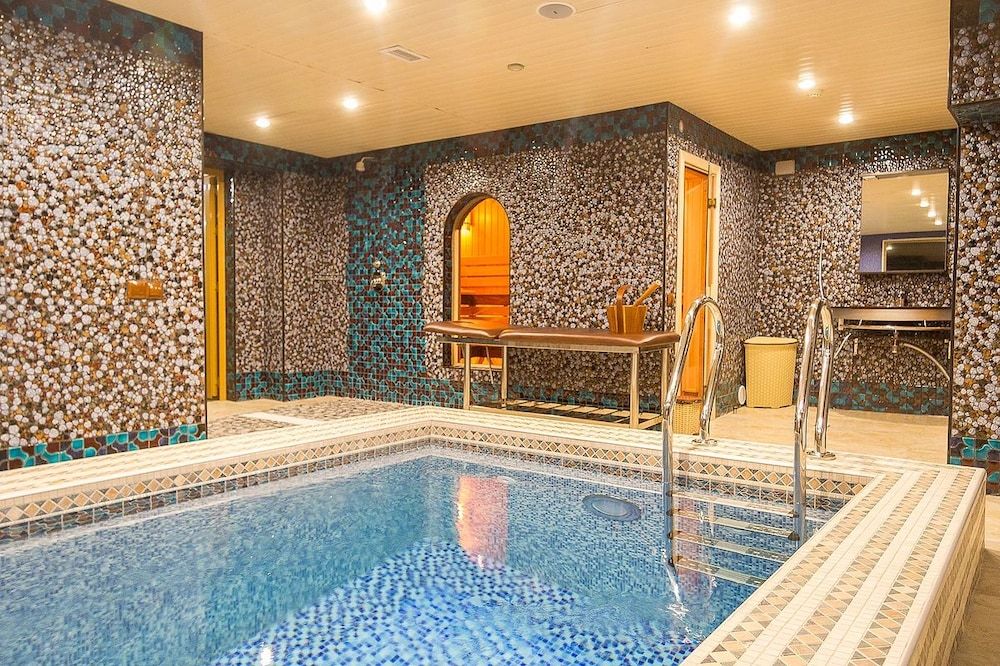 Salut Hotel Almaty 4 estrellas en Almaty