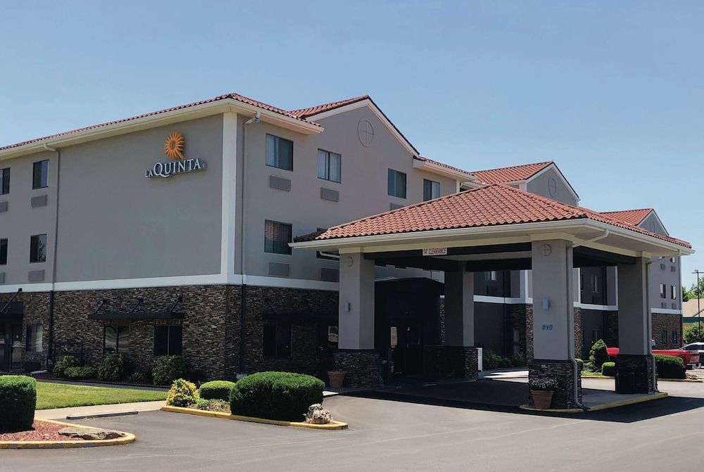 La Quinta Inn & Suites by Wyndham Elizabethtown 3 estrelas em Elizabethtown