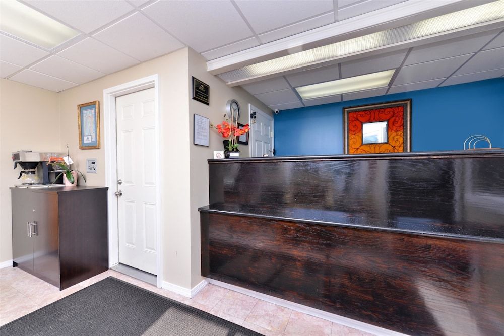 Americas Best Value Inn New London Mystic 2