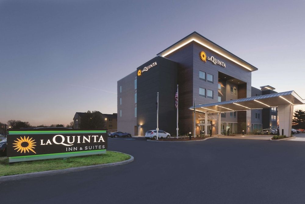 La Quinta Inn & Suites by Wyndham Terre Haute 3 estrelas em Terre Haute