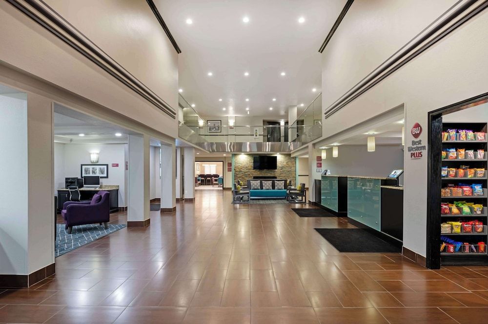 Best Western Plus Greenwood/Indy South Inn 2