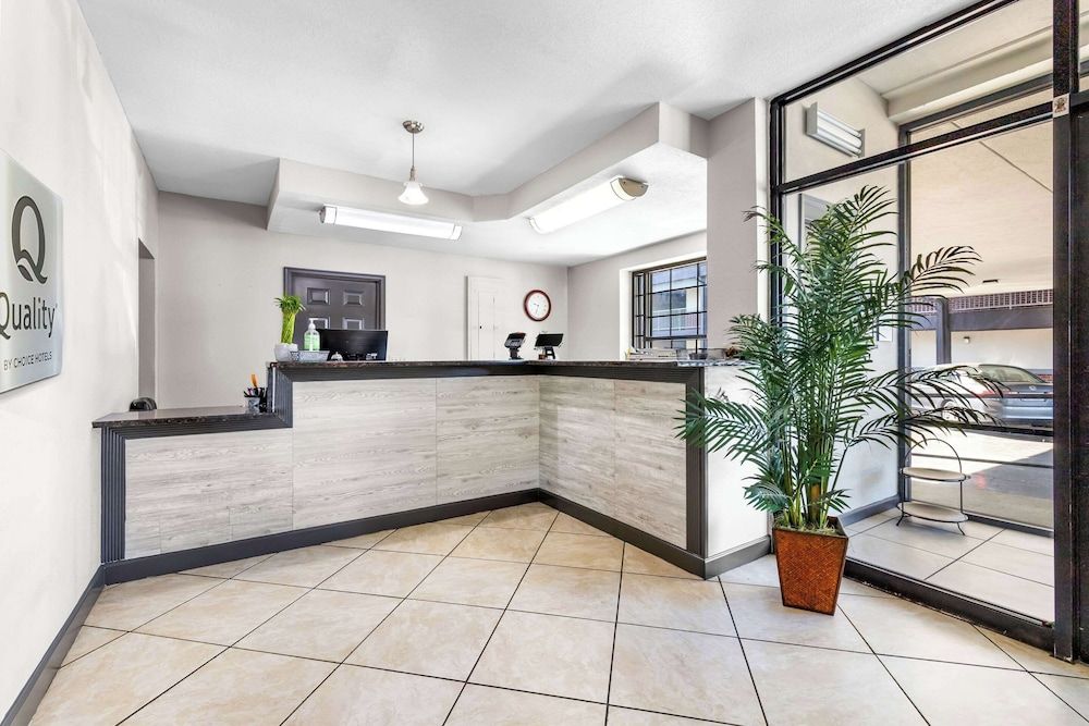 Quality Inn Lawrenceburg 2