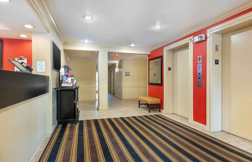 Extended Stay America Suites Newark Woodbridge 3