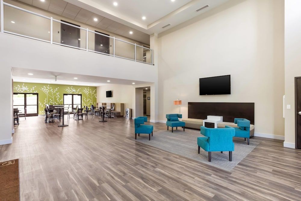 Mainstay Suites Logan Ohio Hocking Hills 3