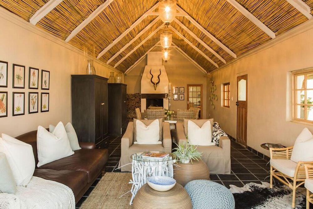Sweetfontein Boutique Farm Lodge 2