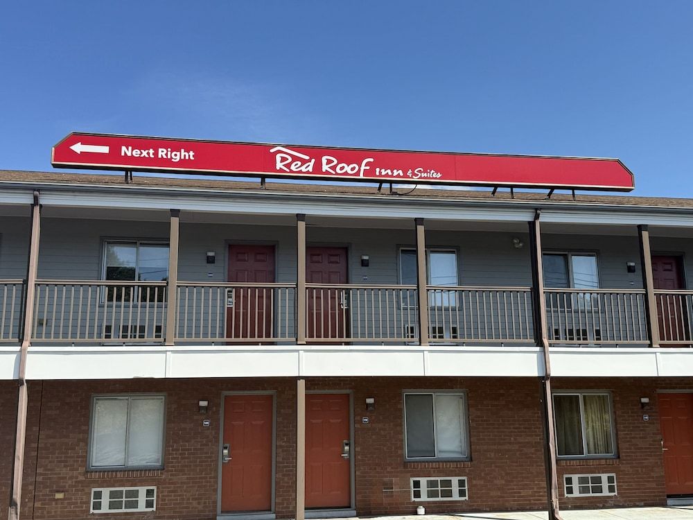 Red Roof Inn & Suites Swansea 2 estrelas em Swansea
