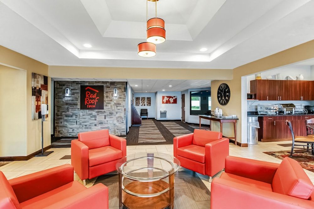 Red Roof Inn Springfield, OH 3