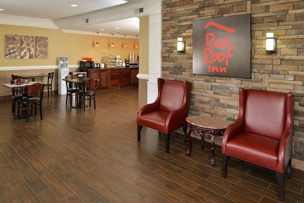 Red Roof Inn Dalton 2