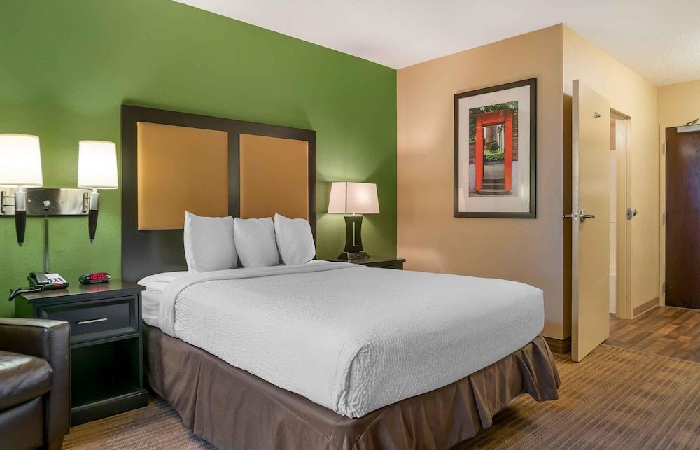 Extended Stay America Select Suites - Detroit - Roseville 3