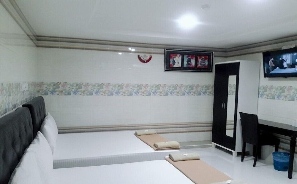 Ark Hotel Melawati 3