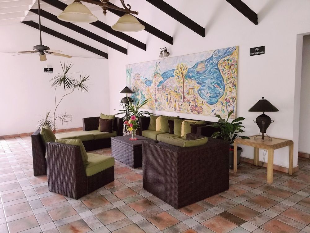 Allamanda Beach Hotel 3