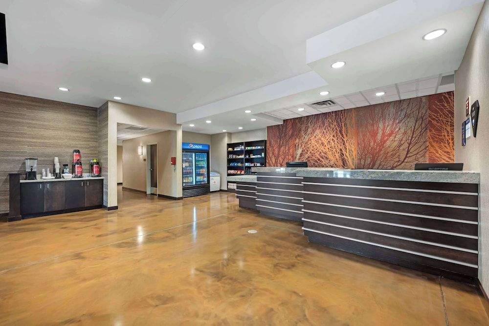 Best Western Plus Lakeview Hotel 3