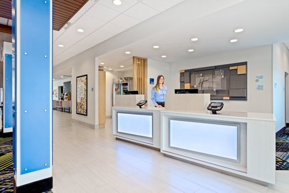 Holiday Inn Express & Sts Niceville - Eglin Area 2