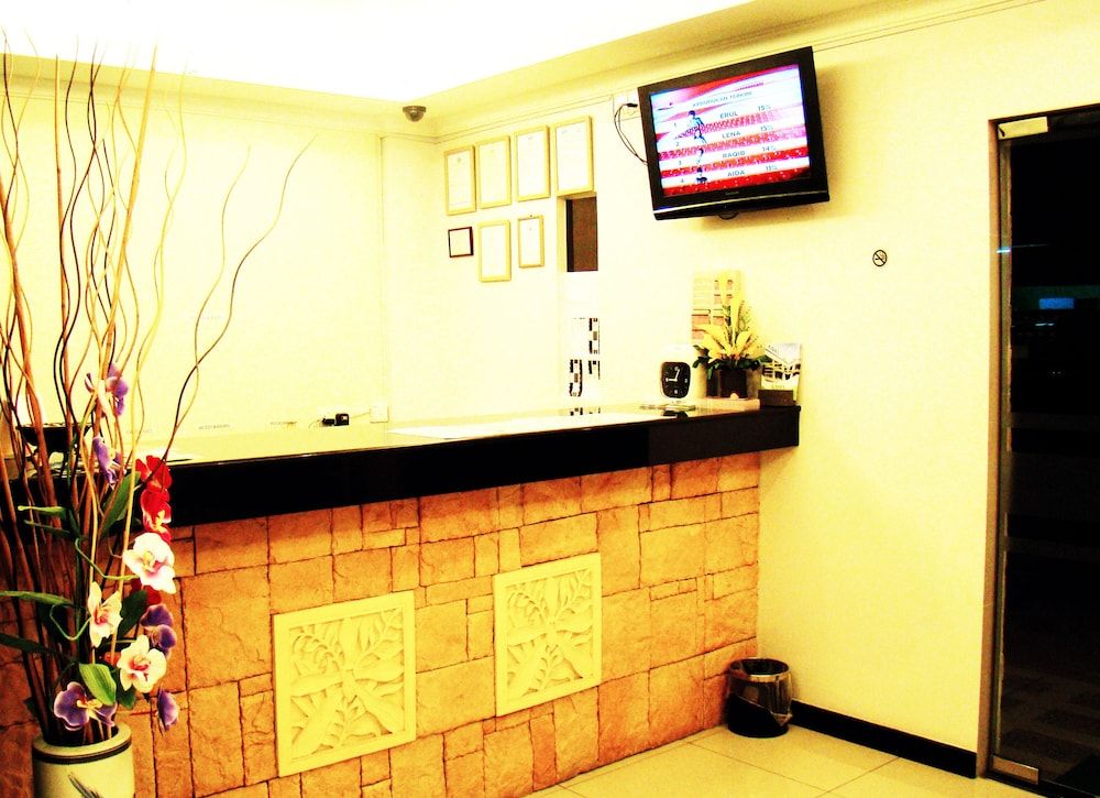Adel Hotel 3